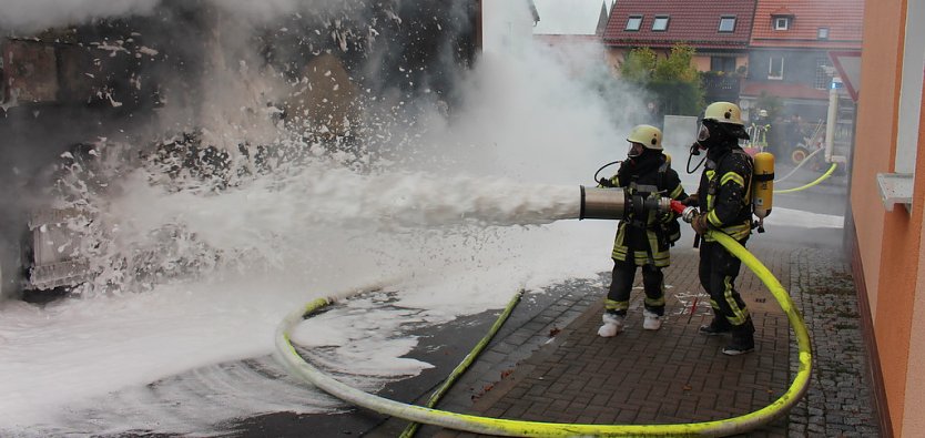 LKW-Brand (Foto: Feuerwehr Heiligenstadt)