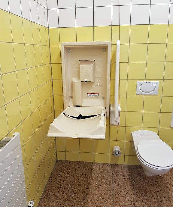 Öffentliche Toilette mit Wickeltisch ausgestattet (Foto: FFB Bad Frankenhausen)