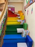 Leseztreppe Staatliche Grundschule Udersleben (Foto: Elisabeth Gattermann) Leseztreppe Staatliche Grundschule Udersleben (Foto: Elisabeth Gattermann)
