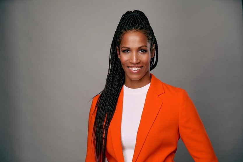 Olympiasiegerin und Moderatorin Mariama Jamanka (Foto: H.Krause) Olympiasiegerin und Moderatorin Mariama Jamanka (Foto: H.Krause)