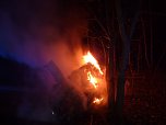 Brennendes Auto (Foto: Berufsfeuerwehr) Brennendes Auto (Foto: Berufsfeuerwehr)