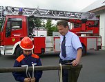 auf dem Gelände der Freiwilligen Feuerwehr Bleicherode stellten sich die Kinder der Prüfung des Leistungsabzeichens der Thüringer Jugendfeuerwehr f (Foto: Pressestelle Landratsamt Nordhausen)