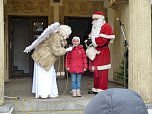 Hinter dem 24. Fenstert&uuml;rchen verbarg sich heute morgen der Weihnachtsmann h&ouml;chstpers&ouml;nlich (Foto: Theater Nordhausen/Loh-Orchester Sondershausen GmbH)
