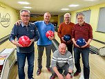 Bowlingabend der Seniorensportler in Salza (Foto: R.Berndt) Bowlingabend der Seniorensportler in Salza (Foto: R.Berndt)