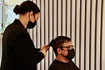 Neuer&ouml;ffnung der "Haarkosmetik" in der Rautenstra&szlig;e (Foto: agl)
