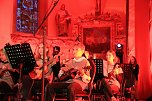 "Ukulele trifft Licht" mit Franzbergsch&uuml;lern in der Trinitatiskirche (Foto: S.Dietzel)
