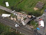 Unfall am Bahn&uuml;bergang: stundenlange Sperrung der Strecke (Foto: Feuerwehr Breitenworbis/Silvio Dietzel)