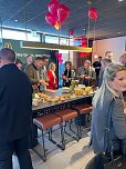 Kleine Eröffnung am neuen Autohof Werther - Petra Hebig und ihr McDonalds wurden in Werther herzlich begrüßt (Foto: Peter Gruppe) Kleine Eröffnung am neuen Autohof Werther - Petra Hebig und ihr McDonalds wurden in Werther herzlich begrüßt (Foto: Peter Gruppe)