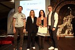 26. Kyffh&auml;user Sportgala im Burghof auf dem Kyffh&auml;user. Gewinner des Ehrenamtspreises (Foto: Eva Maria Wiegand)