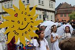Gro&szlig;er festlicher Umzug zum 211. Brunnenfest in Bad Langensalza (Foto: Eva Maria Wiegand)