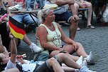 Public Viewing auf dem Neumarkt in Bad Langensalza zum Achtelfinalspiel der EM 2024 - Deutschland gegen D&auml;nemark (Foto: Eva Maria Wiegand)