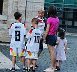Public Viewing auf dem Neumarkt in Bad Langensalza zum Achtelfinalspiel der EM 2024 - Deutschland gegen D&auml;nemark (Foto: Eva Maria Wiegand)