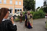 Unterwegs mit dem Verein für Lebendiges Mittelalter (Foto: agl) Unterwegs mit dem Verein für Lebendiges Mittelalter (Foto: agl)