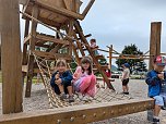 Eröffnung des Bergbau-Spielplatzes im Hasenholz/Östertal (Foto: Janine Skara) Eröffnung des Bergbau-Spielplatzes im Hasenholz/Östertal (Foto: Janine Skara)