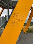 Schmierei am Aussichtsturm bei R&uuml;digsdorf (Foto: privat)