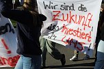 Protestdemo gegen die schlechten Bedingungen an der Regelschule in Niedrsachswerfen (Foto: oas) Protestdemo gegen die schlechten Bedingungen an der Regelschule in Niedrsachswerfen (Foto: oas)