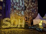Lichterglanz im Sondersh&auml;user Schlosshof (Foto: Janine Skara)