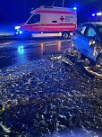 Unfall in Greu&szlig;en - Pkw kollidiert, in der Stra&szlig;e Hinter der Ziegelh&uuml;tte in Fahrtrichtung B4, mit Sattelzug (Foto: Si. Dietzel )