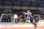 Sportlerinnen und Sportler begeisterten beim Indoor-Kugelsto&szlig;en, in der Wiedigsburghalle in Nordhausen, das Publikum (Foto: Eva Maria Wiegand)