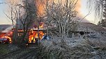 Scheunenbrand heute Morgen in Himmelsberg (Foto: S.Dietzel)