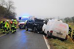 Unfall mit Schwerverletzten aud der L2290 von Seega in Fahrtrichtung G&ouml;llingen (Foto: S. Dietzel)
