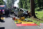 Fahrer stirbt bei Frontalkollision, Feuerwehr befreit Eingeklemmten (Foto: Feuerwehr Heiligenstadt)