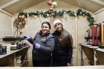 Stollen- und Lebkuchenmarkt mit Team der Eisdiele Gelato beim Waffelbacken (Foto: Eva Maria Wiegand)