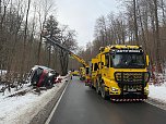 Unfall-Lkw musste geborgen werden (Foto: S. Dietzel)