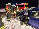 Bei dem Unfall auf der B84 wurden zwei Menschen verletzt.  (Foto: Silvio Dietzel)