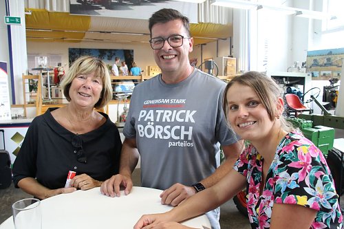 Mit von der Partie: Barbara Rinke und die beiden Landtagskandidaten der Nordh&auml;user Genossen: Patrick B&ouml;rsch und Juliane Schinkel (Foto: agl)