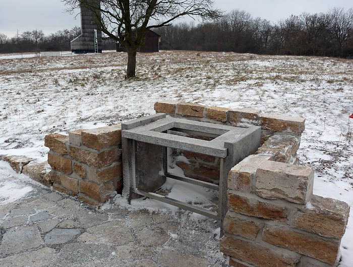 Infopunkt &uuml;bergeben (Foto: Karl-Heinz Herrmann)