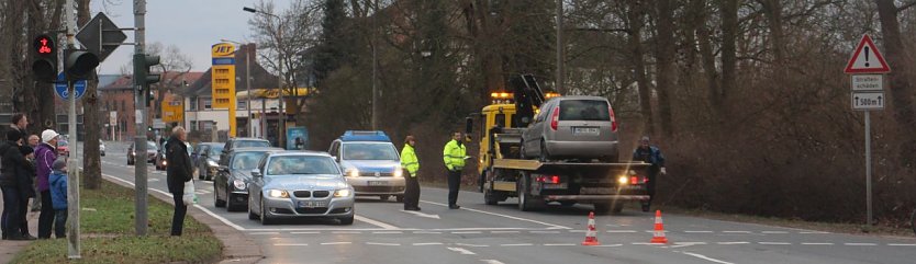 tragischer Unfall in der Parkallee (Foto: Angelo Glashagel) tragischer Unfall in der Parkallee (Foto: Angelo Glashagel)