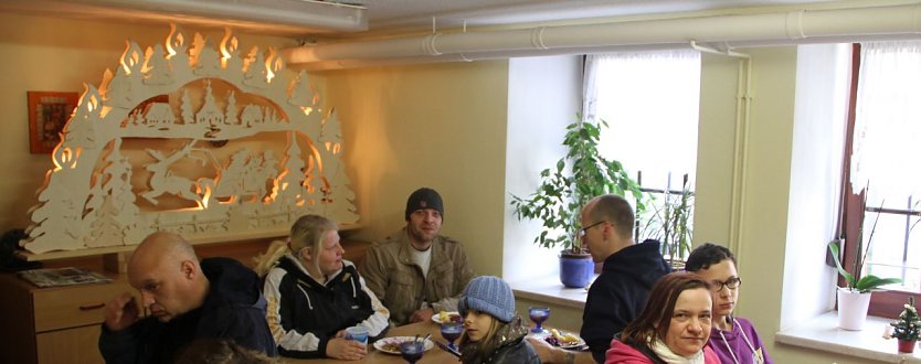 Traditionelles Weihnachtsessen der Nordh&auml;user Tafel (Foto: Angelo Glashagel)