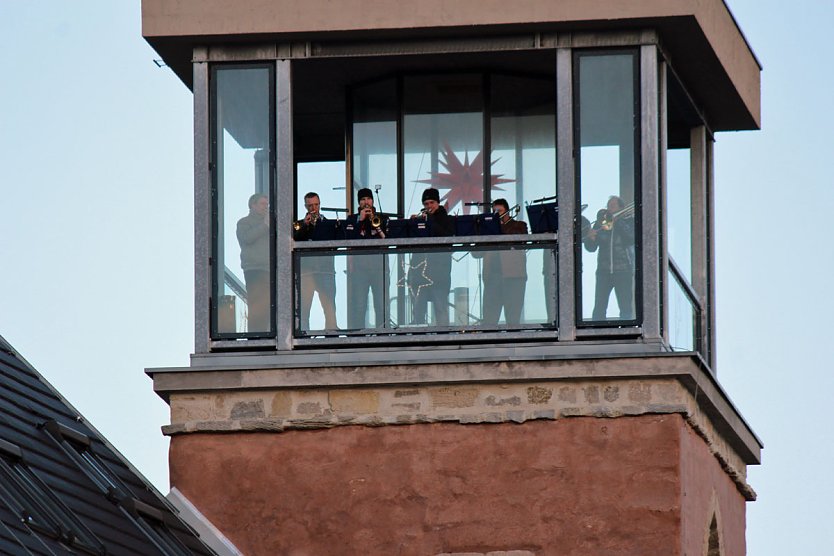 Alle Jahre wieder:  Weihnachtliches Turmblasen (Foto: Karl-Heinz Herrmann)