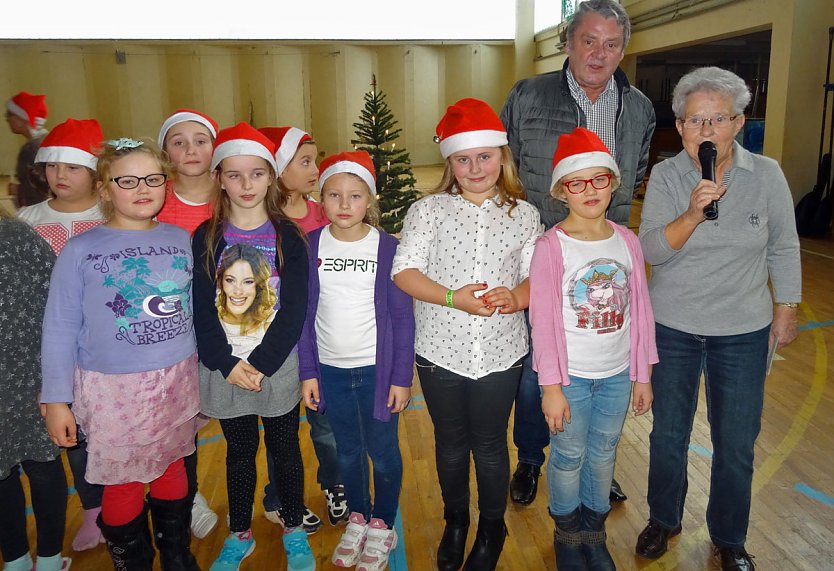 Spende" f&uuml;r den Schulf&ouml;rderverein (Foto: Privat)