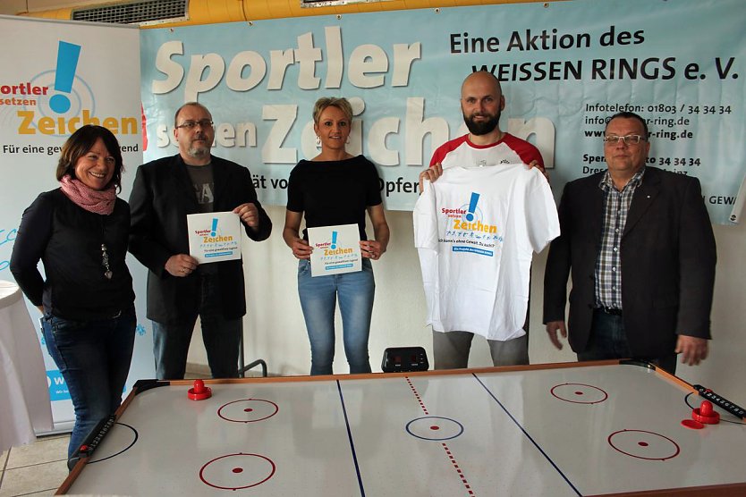 Sport- und Spielger&auml;te vom Wei&szlig;en Ring (Foto: Karl-Heinz Herrmann)
