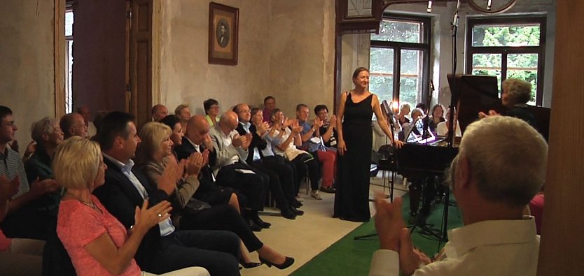 Deutschlandfunk-Konzert mit Ragna Schirmer im Park Hohenrode (Foto: Angelo Glashagel)