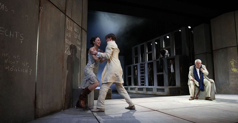 Die R&auml;uber kommen - im Januar ist das Theater Rudolstadt mit der Inszenierung des Klassikers zu Gast in Nordhausen (Foto: Peter Scholz)