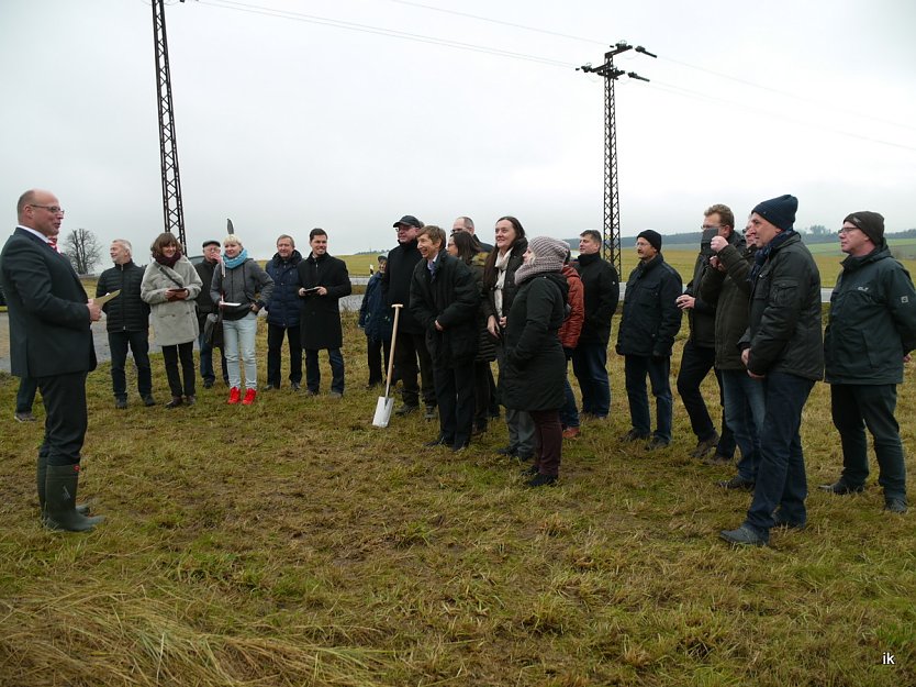 Spatenstich neues Gewerbegebiet (Foto: Ilka K&uuml;hn)