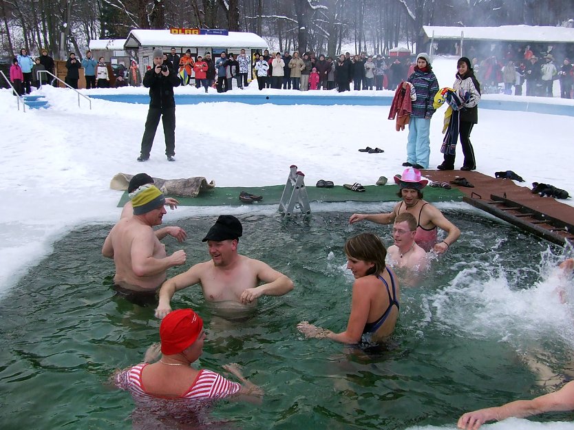 Anbaden (Foto: Anne Dumjahn) Anbaden (Foto: Anne Dumjahn)