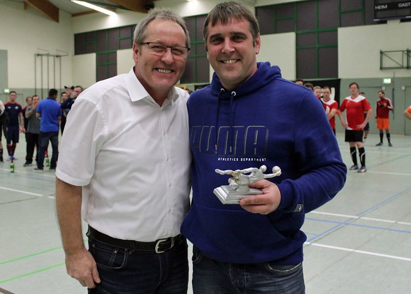 Spannung bis zum letzten Schuss (Foto: Karl-Heinz Herrmann)