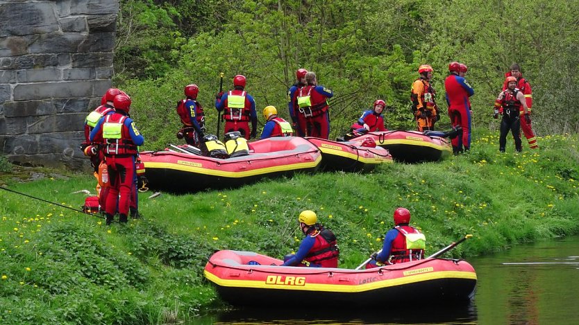 Ausbildung bei der DLRG (Foto: Christian Steins) Ausbildung bei der DLRG (Foto: Christian Steins)