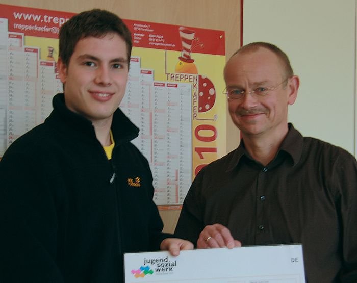 &Uuml;bergeben (Foto: JSW)