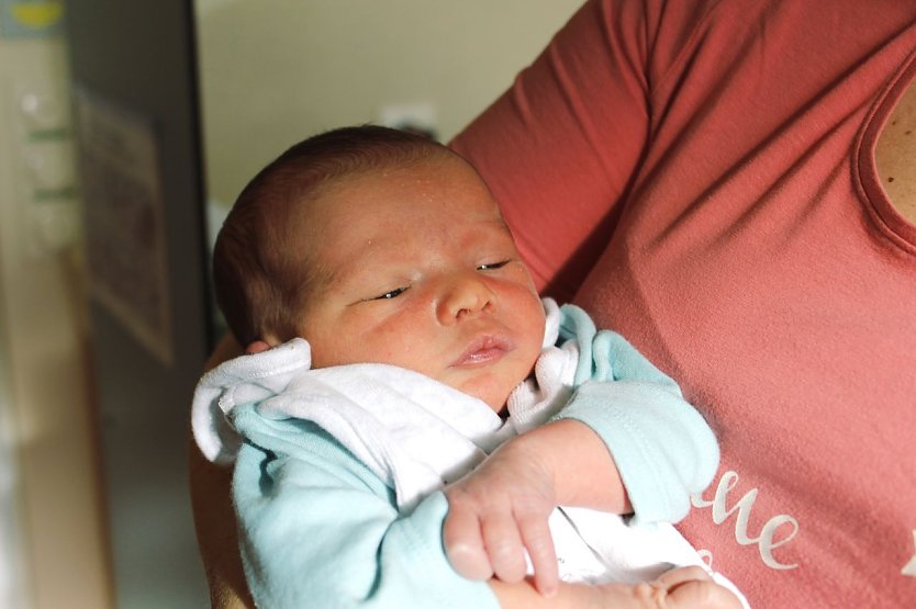 Constatin Johannes ist das 500. Baby, das in diesem Jahr in der Helios Klinik Sangerhausen das Licht der Welt erblickt hat. (Foto: Sophie Rost   )