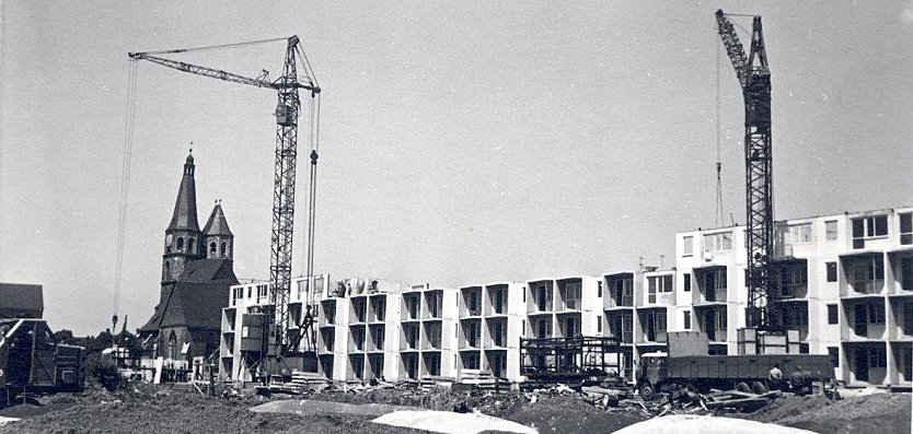 Neubauten in der Wolfstraße nach den Weltkriegszerstörungen (Foto: WBG)