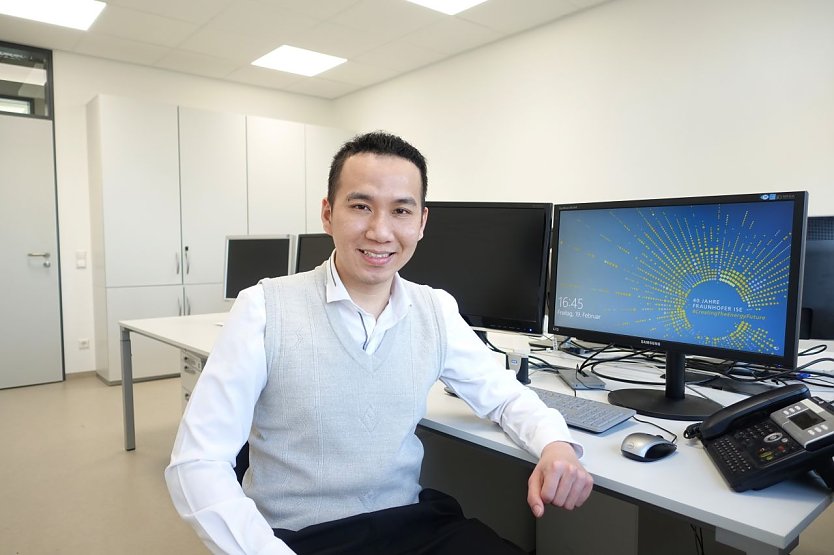 Phuoc Nguyen Pham aus Vietnam studierte Renewable Energy Systems in Nordhausen und forscht jetzt für das Fraunhofer Institut für Solare Energiesysteme (Foto: Phuoc Nguyen Pham)