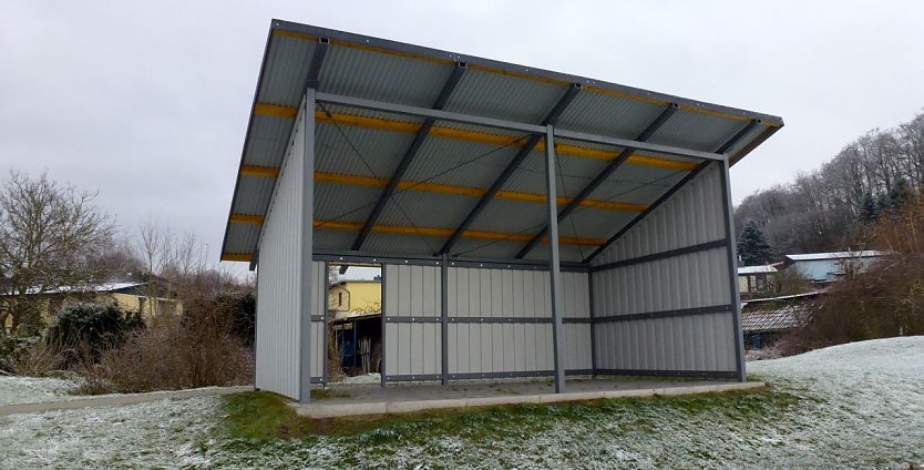 Die neue Abschlaghütte in Neustadt (Foto: Hans-Leopld Holzapfel) Die neue Abschlaghütte in Neustadt (Foto: Hans-Leopld Holzapfel)