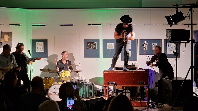 Furioser Auftakt des 39. Jazzfestes (Foto: nnz)