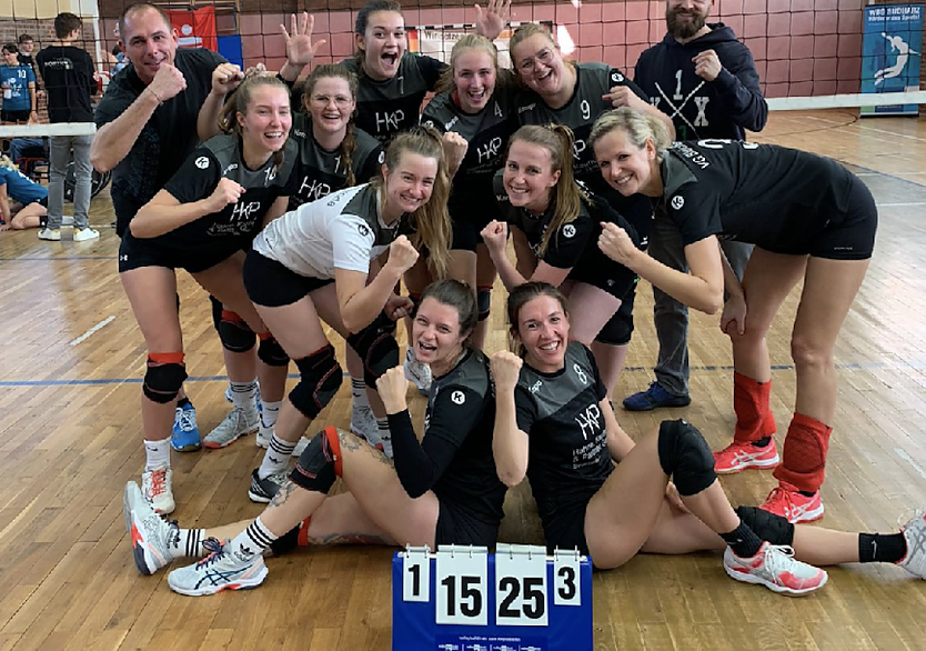 Fr&ouml;hliche Derbysiegerinnen aus Bleicherode (Foto: Andre Kretzschmar)