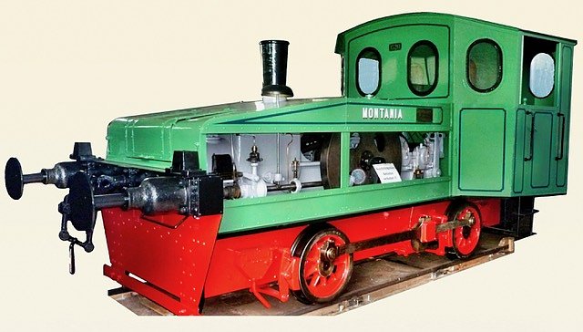 Das Geburtstagskind wird wieder zum Leben erweckt (Foto: HG Franke)